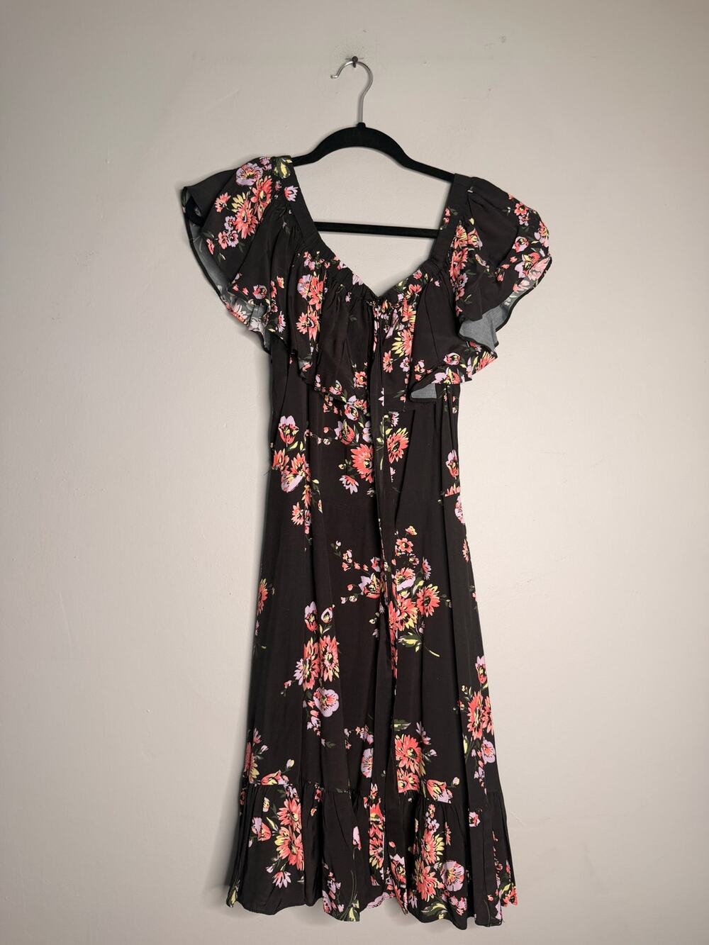 Jill Stuart Black Floral Midi Dress Size 10 Short Sleeve V-Neck Cocktail Party